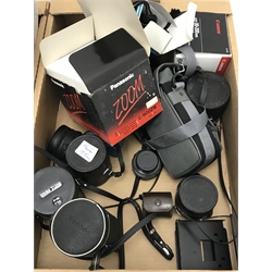 Large quantity of camera equipment in three boxes - Panasonic ZOOM C-900ZM 35mm camera, PENTAX sportmatic camera, RICOH 500 ME camera, Canon EOS 500N camera and lens boxed, Voigtlander VITO CLR camera, MAMIYA 16 camera, KODAK SIX-20 Junior, Minolta RIVA zoom 105i camera, PETRI 7 S camera, KODAK Duo 620 camera, Polaroid 600 Land Camera Spirit, auto teleplus 2x converter, Prinzflex auto 1:2.8, CANON zoom lens 80-200mm, various other cameras, lenses and cases