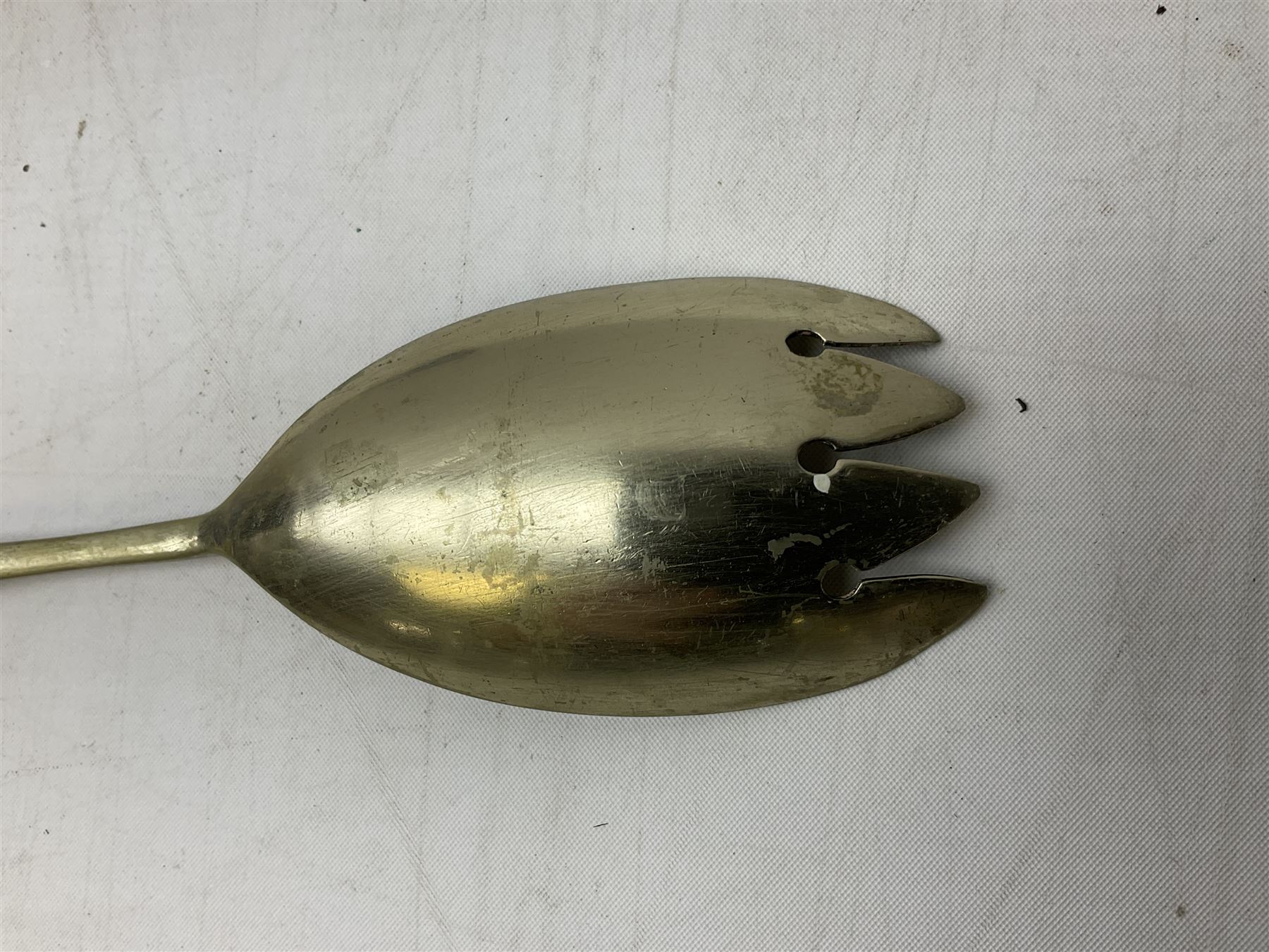 Wedgwood blue Jasperware salad bowl with silver plated collar and matching servers, bowl D22.5cm