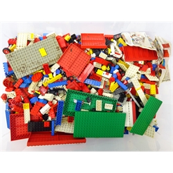  Collection of vintage Lego, in one box  