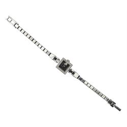 Gucci 102 G-Mini stainless steel and diamond ladies quartz