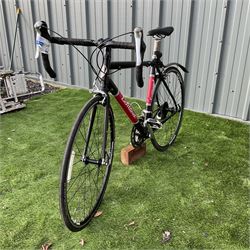 Lemond Reno retro road bike, carbon forks, 16 gears, padded brakes, Shimano gear shifters, medium frame - THIS LOT IS TO BE COLLECTED BY APPOINTMENT FROM DUGGLEBY STORAGE, GREAT HILL, EASTFIELD, SCARBOROUGH, YO11 3TX