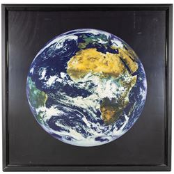 Large photographic print of the Earth taken from Space, framed, frame H95cm

Notes: This...