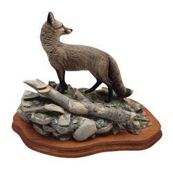 Limited edition Border Fine Arts figure 'The Last Look', depicting a fox upon naturalistic base, by David Walton, signed and impressed 1994, no.813/1250, model BFA204, on wooden base 