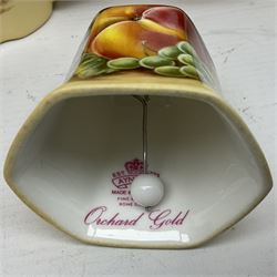 Aynsley Orchard Gold five coffee cans and saucers, mantel clock, plate etc 