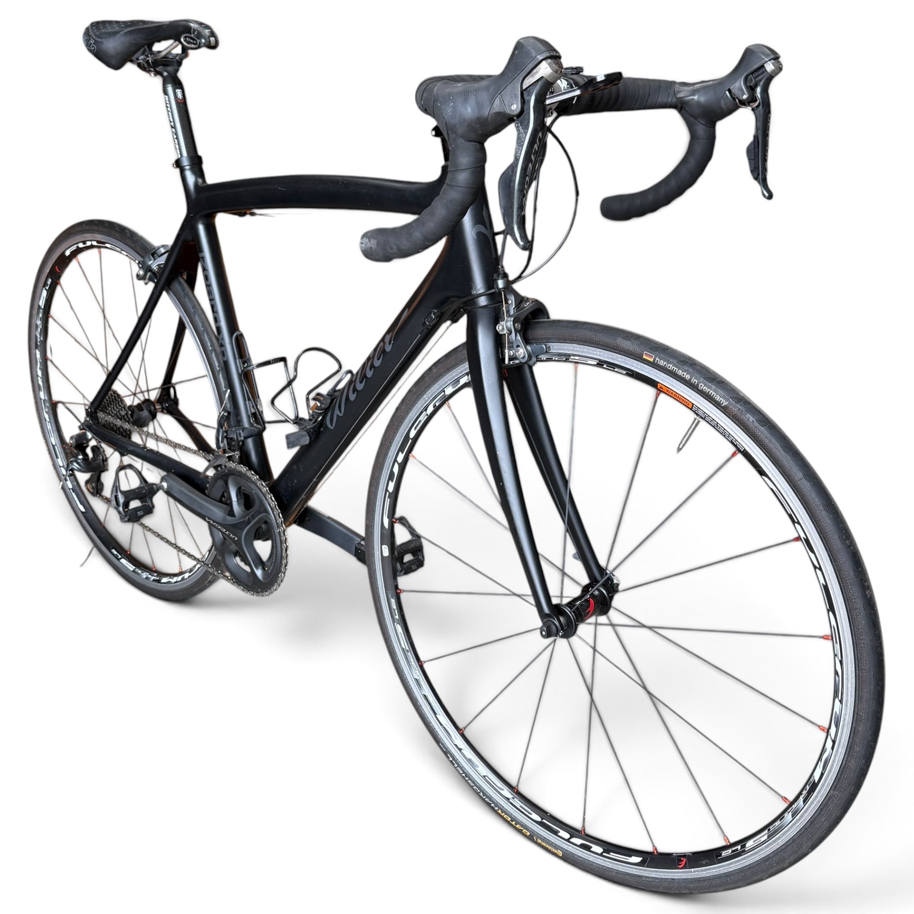 Wilier - Izoard XP bicycle, continental tyres, 2x11-speed, medium along with mixed accessories 