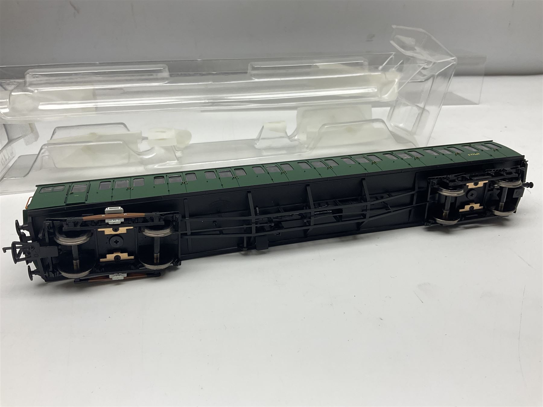 Bachmann '00' gauge - Class 416 2-car EMU Set in Southern Railway green; boxed