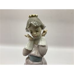 Three Lladro figures, comprising Practice Makes Perfect no 5462, Land of Giant no 5716 and Afternoon Snack no 6577, all in original boxes, largest example H22cm