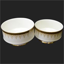 Paragon 'Athena' pattern tea and dinner service, comprising coffee pot, coffee cups, tureen, dinner plates, side plates, etc