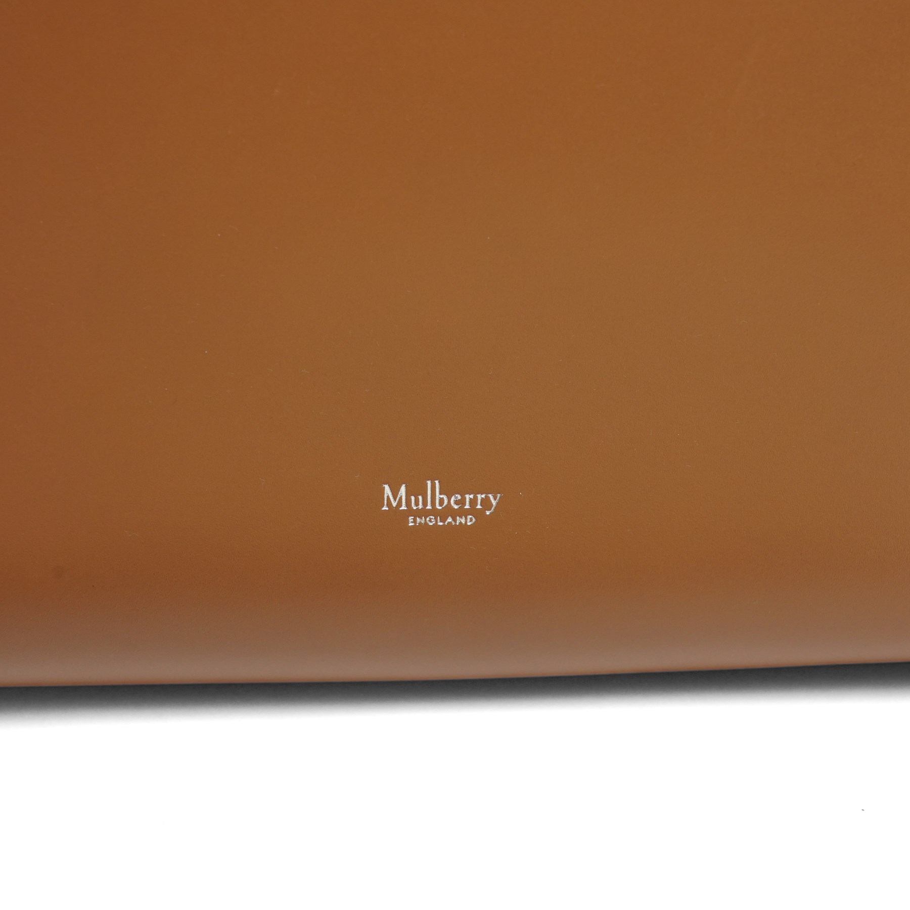 Mulberry - Iris Flat Stud handbag in Teak leather, the structured body with twin top handles and removable shoulder strap, polished silver-tone flat stud detailing and central ring hardware, opening with rolled top bars, with original Mulberry product tag, care booklet and dust bag, unused