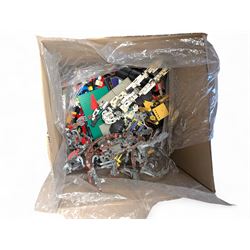 Large collection of loose lego, including part built sets