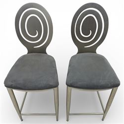 Ethan Allen - 'Radius' pair of stools and three chairs, metal pierced back with spiral cut out, plush blue velvet seat, raised on metal tapering supports