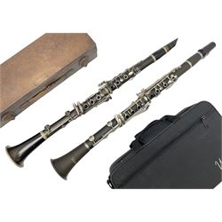 Windsor five-piece clarinet, serial no.EK05580; and Selmer Console clarinet with B&H mouth-piece; both cased (2)