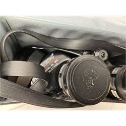 Minolta SRT101 camera, together with Halina camera, Fujifilm DX-8, Canon digital IXUS 1001S and other cameras and accessories 