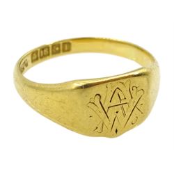 Edwardian 18ct gold signet ring, London 1906