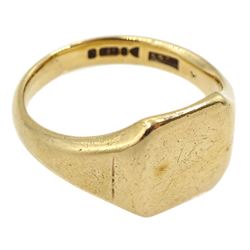 9ct gold signet ring, Chester 1953