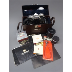  Olympus OM-1 SLR camera with Olympus OM-System Zuiko Auto-S f=50mm 1:1,8 lens, Vivitar 28mm 1:2.5 lens, Komura lens & other accessories, with instruction manual & booklet in Olympus leather style case   