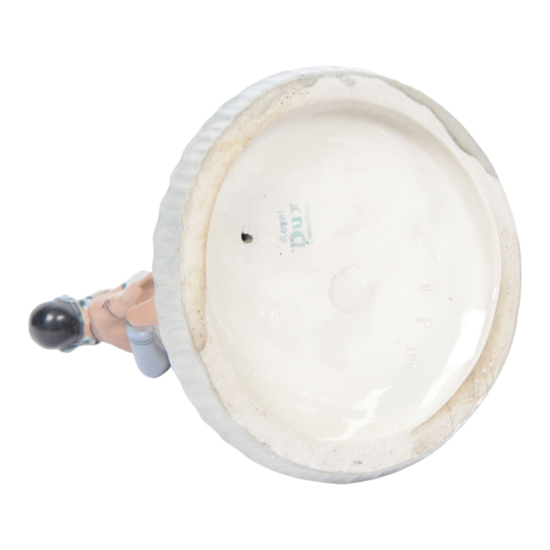 Royal Dux figural group, modelled as two dancers in Arabic dress, possibly Rudolph Valentino and Vilma Banky from The Son of the Sheik, with impressed and printed marks beneath, H30cm