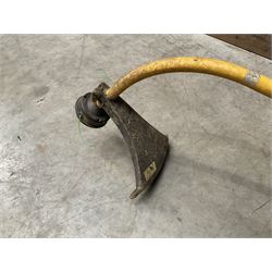 Ryobi 30cc PLT 3043YE petrol strimmer