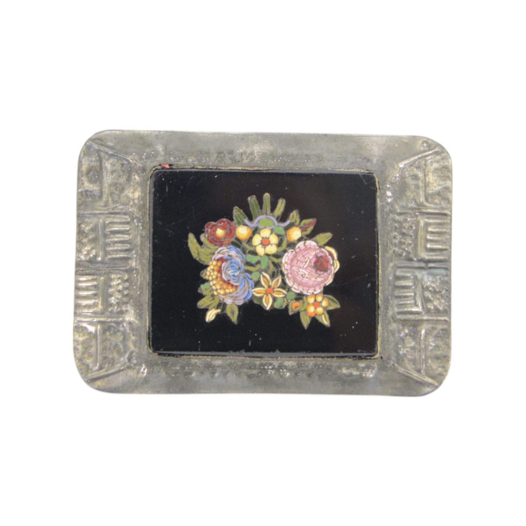 19th century micro mosaic brooch of oval form decorated with daisies to the centre, together with five other micro mosaic brooches 