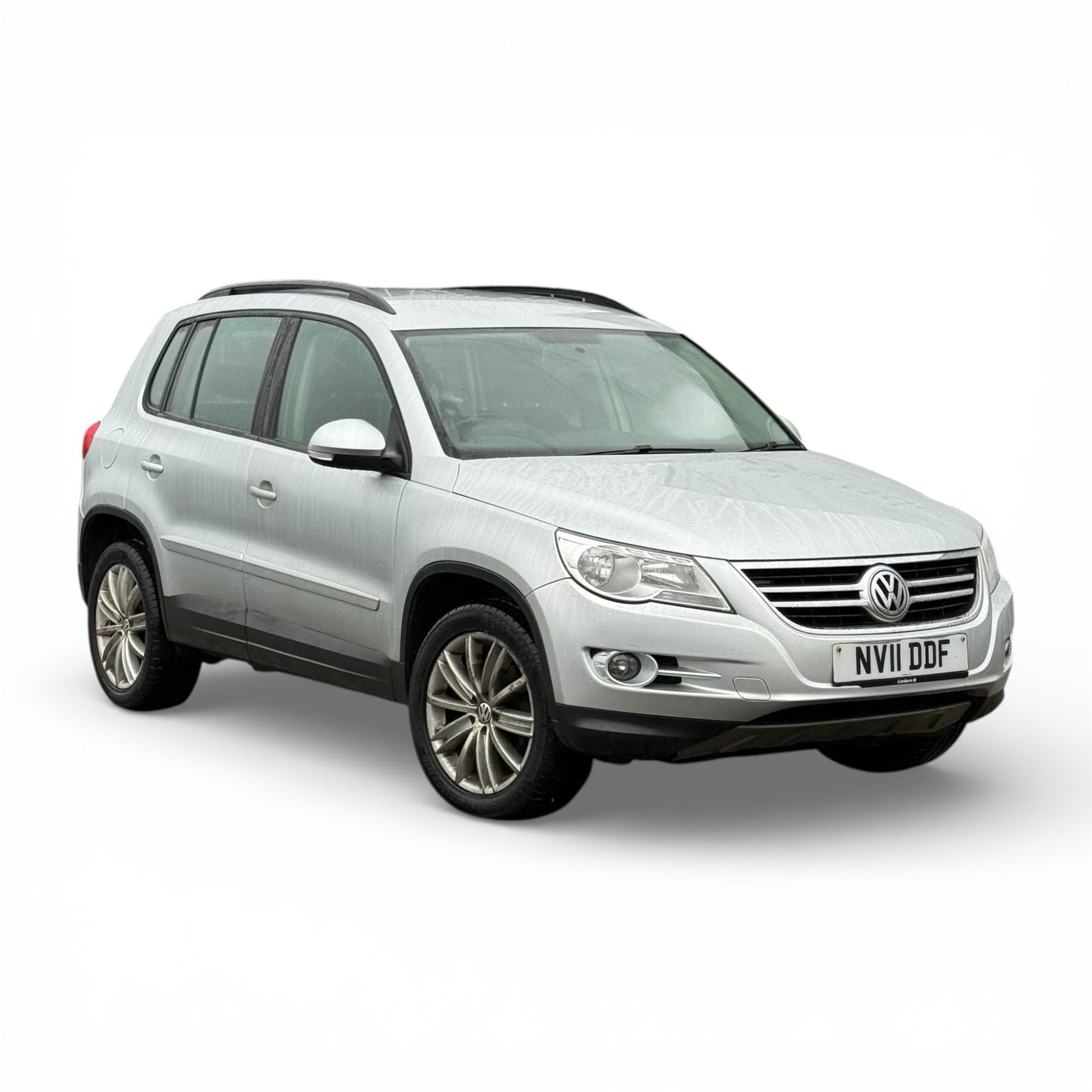 VW Tiguan, 2 Litre diesel, Automatic, 2011, Silver, MOT till 06/09/2026, 120,000 Miles (NV11 DDF)