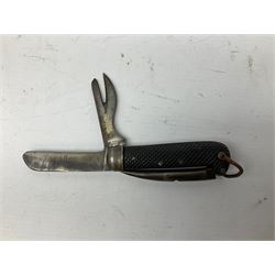 WW2 British army folding jack/clasp knife with blade and can opener marked with broad arrow and date 1944; a similar unmarked British army folding three-blade knife; and another later similar British Army knife marked Wade & Butcher Sheffield England (3)