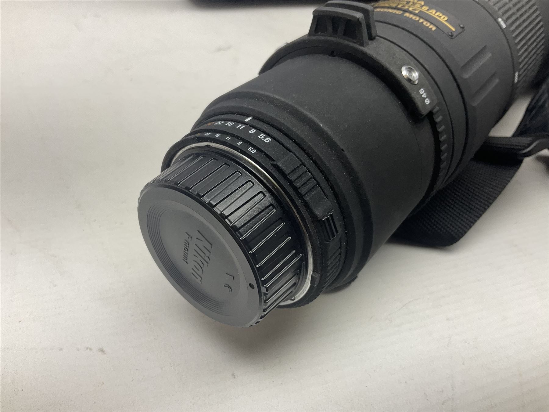 Sigma '300-800mm 1:5.6 APO EX DG Hyper Sonic Motor' lens with Nikon fitting, serial no 1543902, with case 