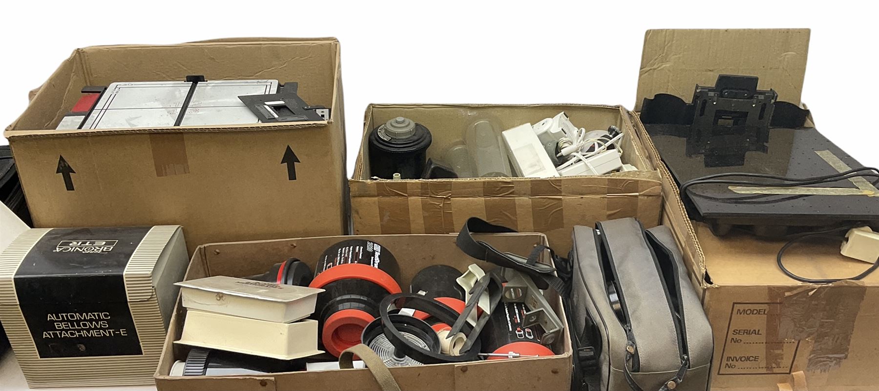 Photo developing equipment, Including Jobo testdrum 2820, Jobo process timer, Swing shift bellows, chemical measures, etc, five boxes  