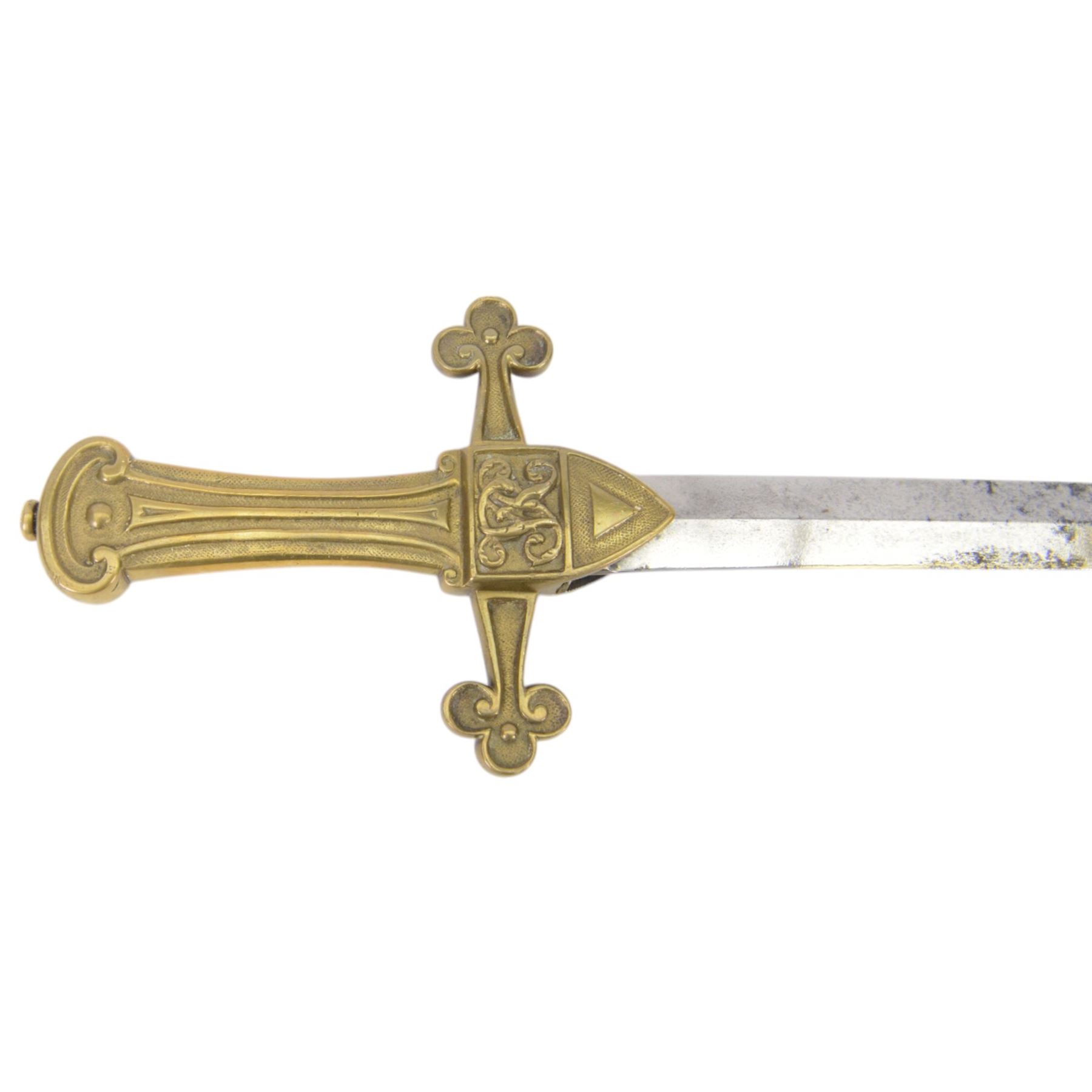 Victorian Bandsman's short sword, with 52cm double edge blade, the brass handle with VR Cypher, with brass and leather scabbard, scabbard marked V W-18, L67cm 