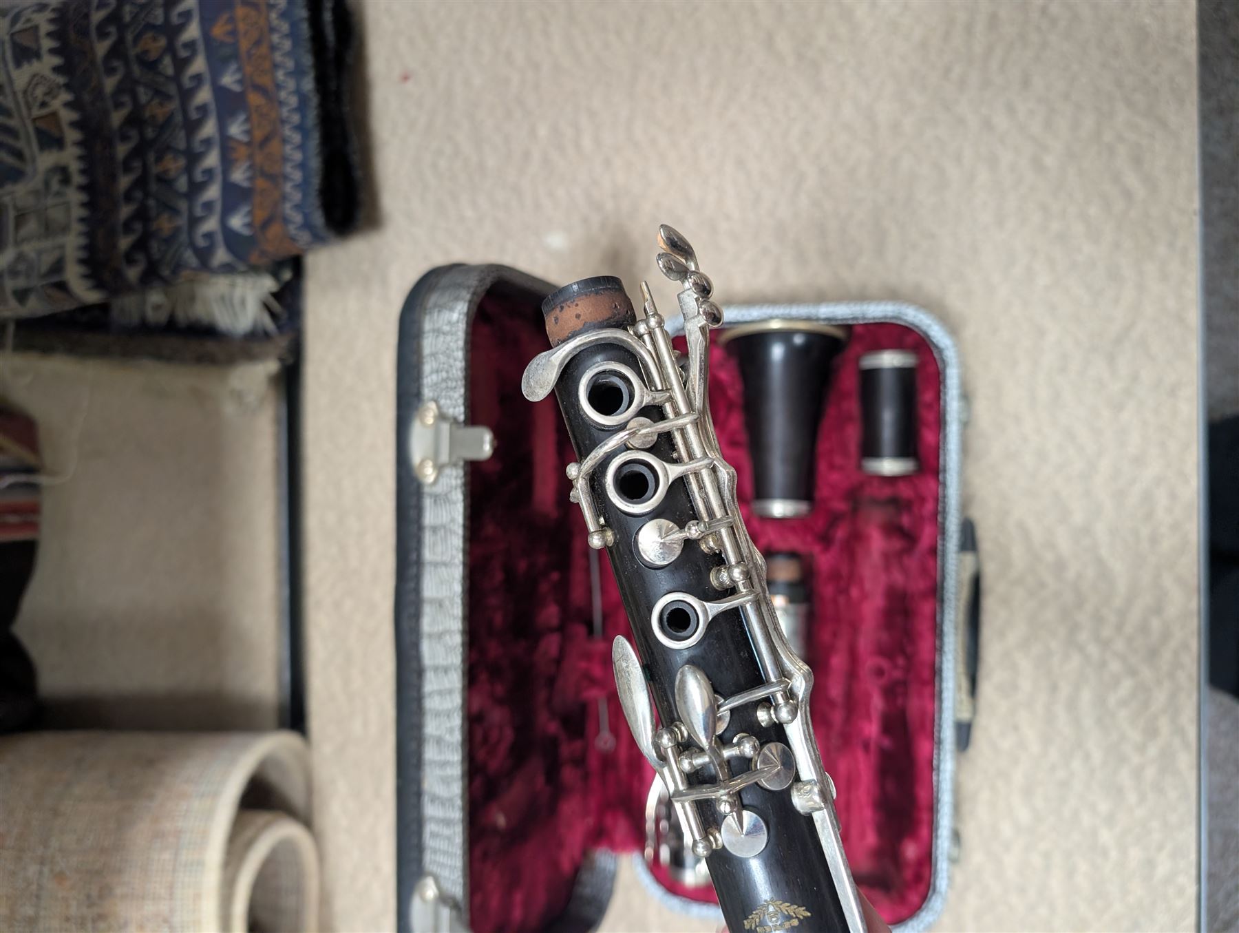 Carlo Ricordo bowl back mandolin, Selmer clarinet and a Boosey & Hawkes clarinet, all cased