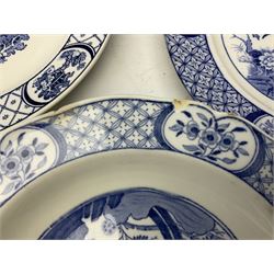 19th century and later blue and white dinner wares, including meat plates in willow pattern and Wood & Sons Yuan patterned wares (10)