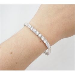 18ct white gold round brilliant cut diamond bracelet, stamped, total diamond weight approx 14.20 carat