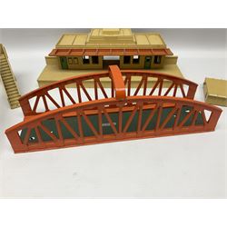 Hornby Dublo - two stations, signal box, 3-piece platform, footbridge, girder bridge etc; and other die-cast trackside and station accessories; all unboxed