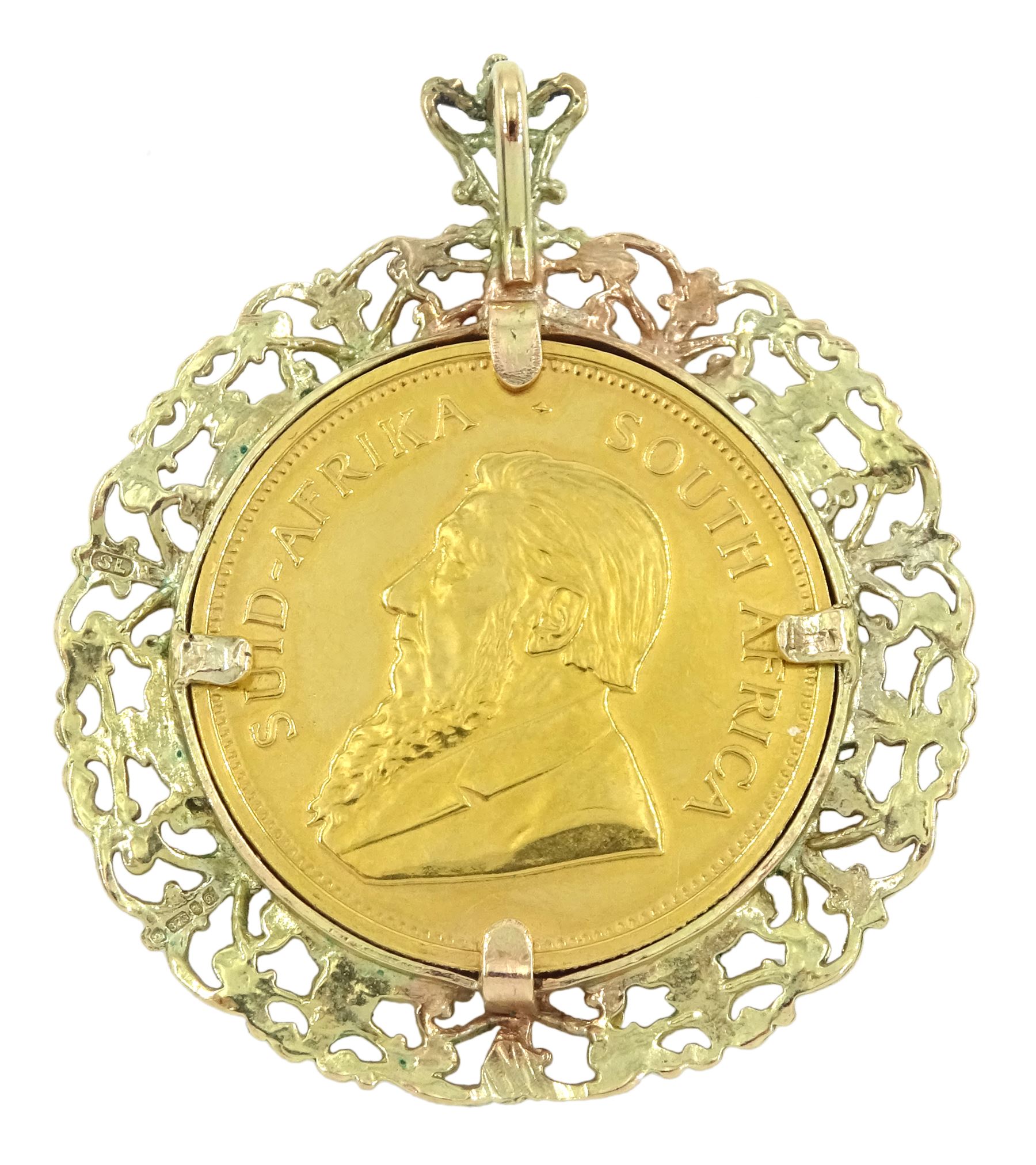 South Africa 1974 1oz fine gold Krugerrand, loose mounted in 9ct gold pendant, hallmarked
