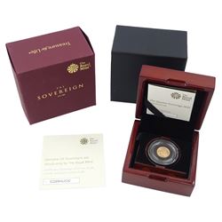 Queen Elizabeth II 2019 gold proof quarter sovereign coin, cased with certificate