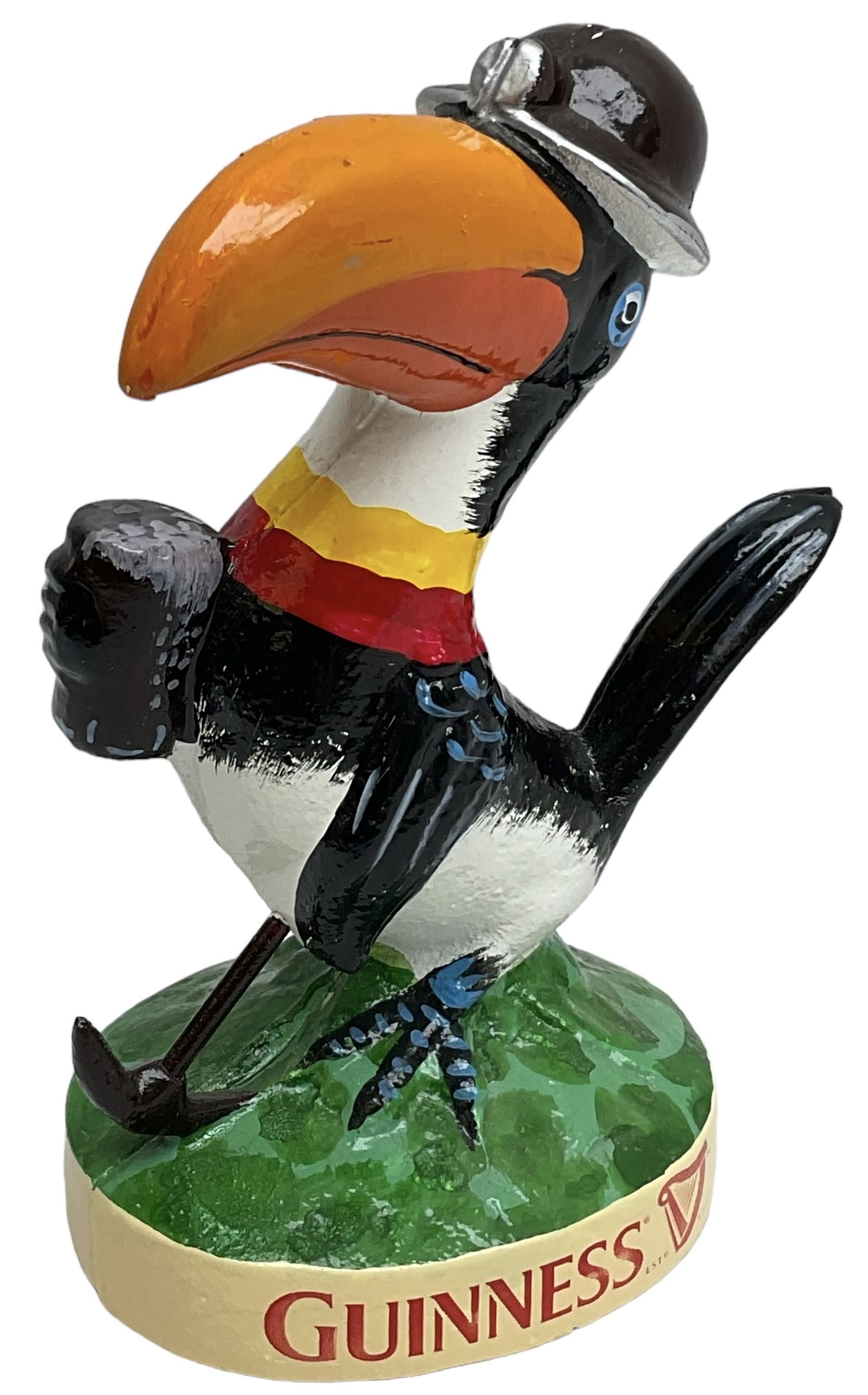 Cast iron reproduction Guinness toucan and Mintons Guinness ashtray, with barrel to the centre, toucan H6cm