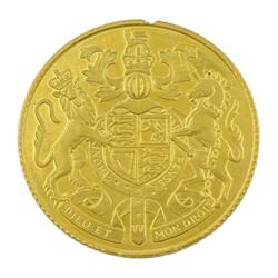 Two Queen Elizabeth II hallmarked 9ct gold medallions, commemorating the 1977 Silver Jubilee, approximately 7.7 grams