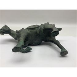 Bronze modelled as a Tang war horse, H15cm