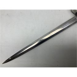 WW2 German Luftwaffe 2nd Pattern Officers dress dagger, with unmarked 25.5cm double edged steel blade, wire-bound pale orange/yellow celluloid grip, globular  pommel with oak leaves and traces of gilding, Luftwaffe eagle cross guard; in beaded scabbard with two suspension rings L43cm overall