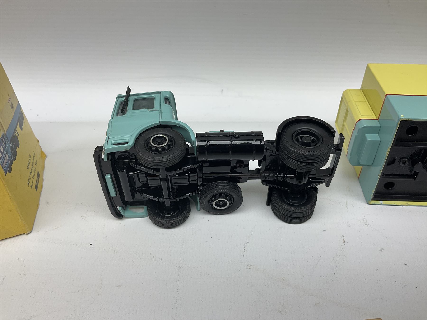 Five boxed Corgi die-cast models comprising ‘Dibnah’s Choice’ Sentinel Dropside wagon and Fowler B6 Crane Engine and Trailer, Albion Caledonian lorry, Texaco tanker and Wall’s AEC trailer