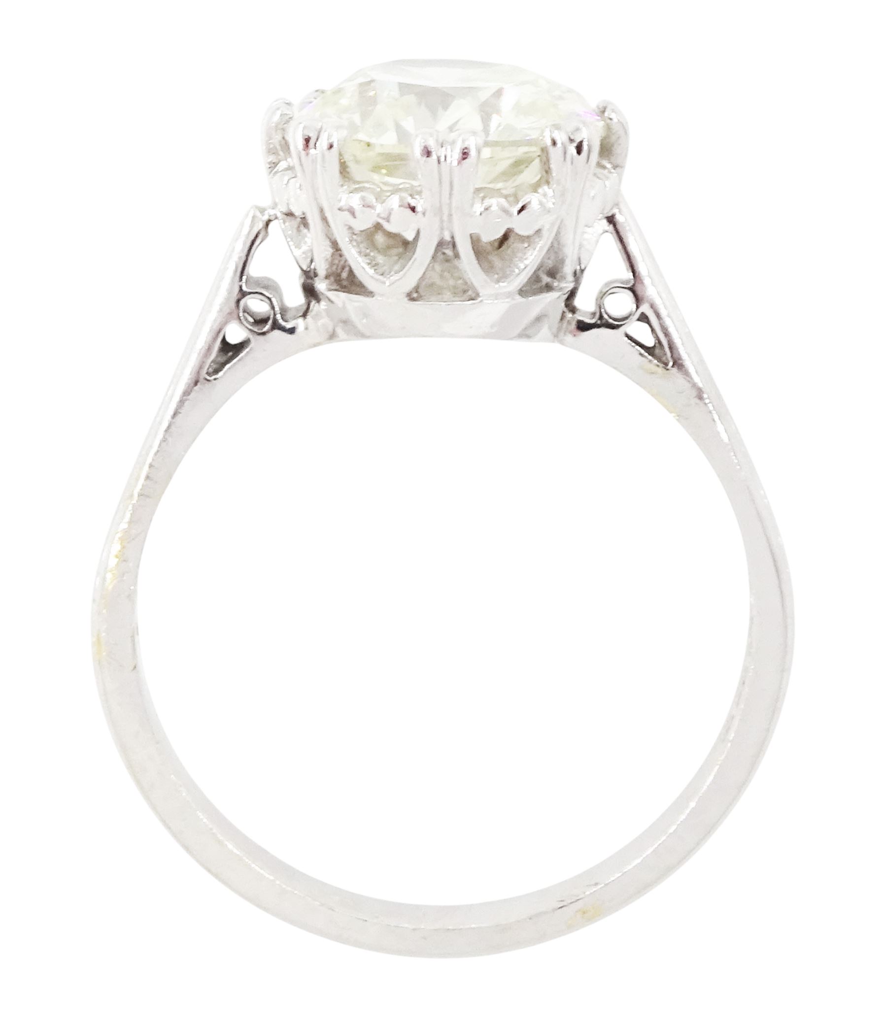 18ct white gold single stone diamond ring, in a fancy heart shaped gallery, hallmarked, diamond 3.07 carat