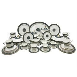 Royal Doulton Carlyle pattern tea and di