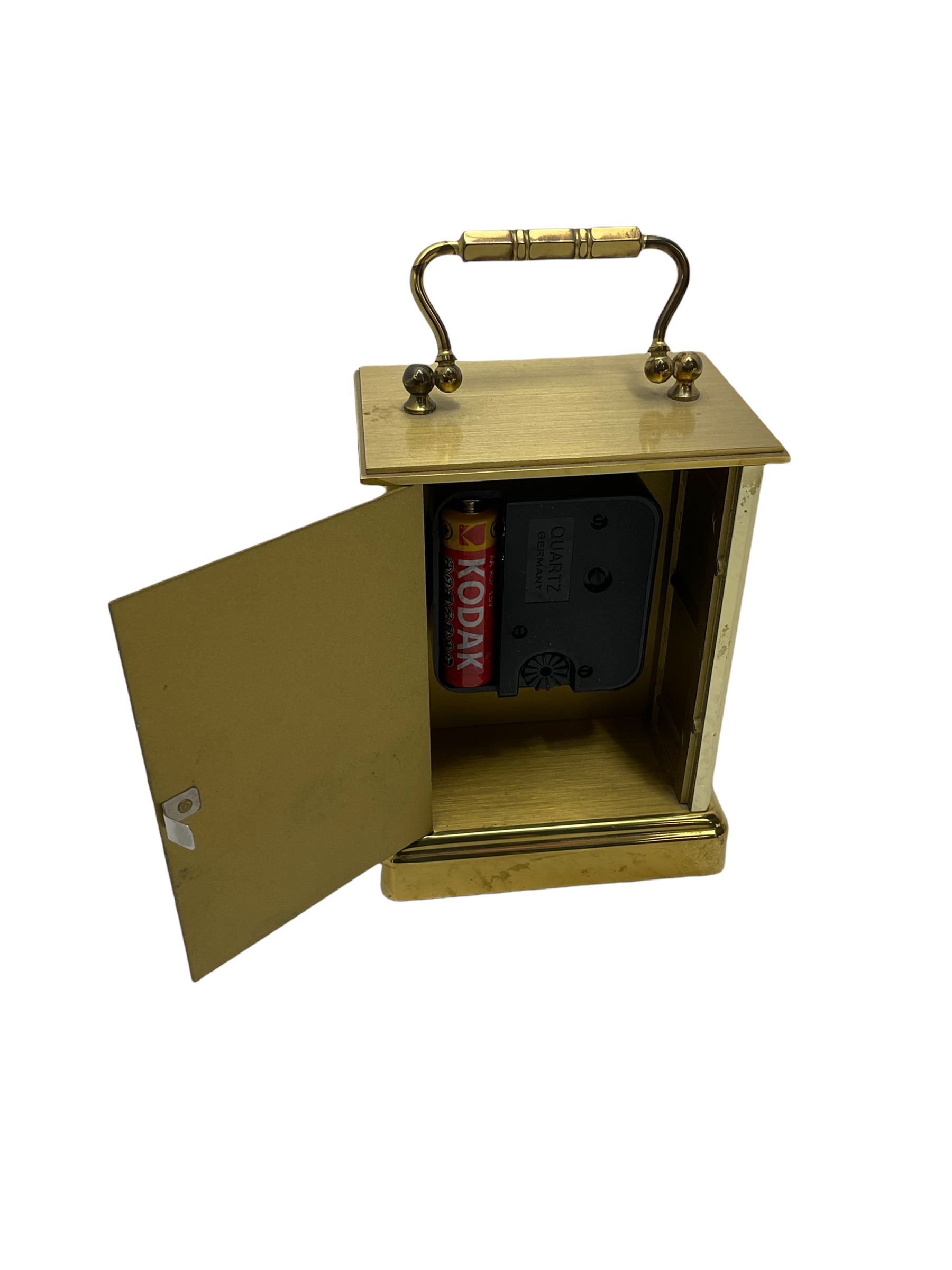 Battery driven marble mantel clock in the Art Deco style and a brass finished carriage clock. Both with quartz movements