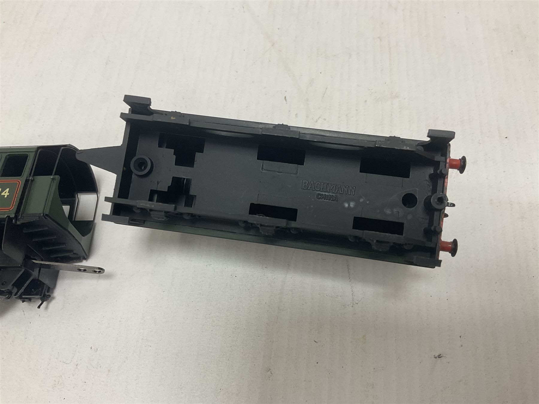 Bachmann ‘00’ gauge - six model steam locomotives comprising J72 Class 0-6-0 no.68723 in BR green; Class 3F 0-6-0 no.47310 in BR black; Gresley V2 Class 2-6-2 locomotive and tender no.3650 in LNER black; Class B1 4-6-0 locomotive and tender no.1059 in LNER black; Jubilee 6P Class 4-6-0 ‘Phoenix’ locomotive and tender no.45736 in BR green; Standard Class 5 4-6-0 locomotive and tender no.73014 in BR green; without boxes (6) 