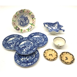 A selection of 19th century porcelain, to include a 19th century blue and white transfer printed willow pattern pickle dish of leaf form, a 19th century Staffordshire children's plate, set of four miniature blue an white pearlware plates, (one with old restoration), plus two further miniature beige ground plates, and a miniature tea bowl detailed with flowers, possibly Spode. 