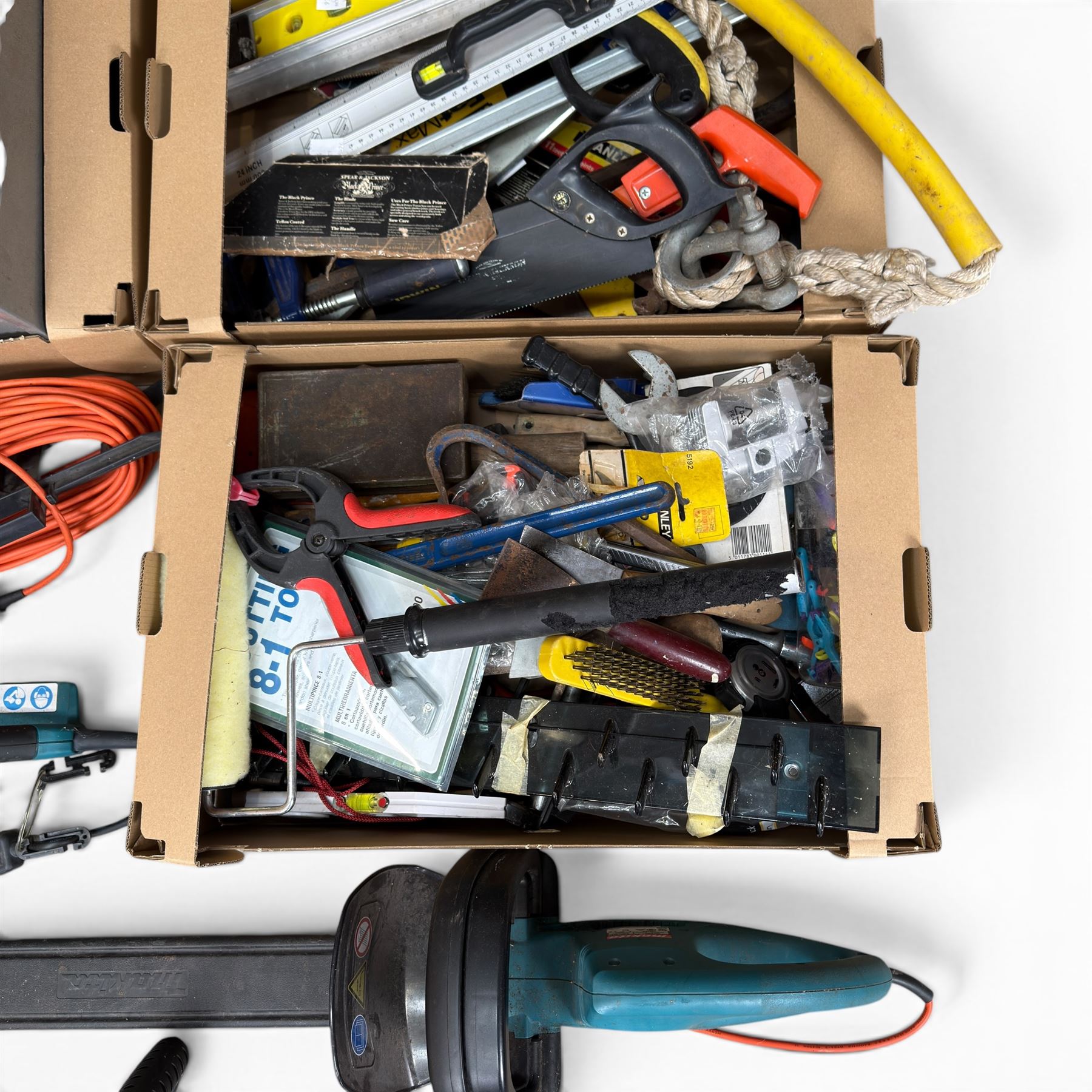 Makita UC2520A electric chainsaw, DeWalt cordless drill and various other tools