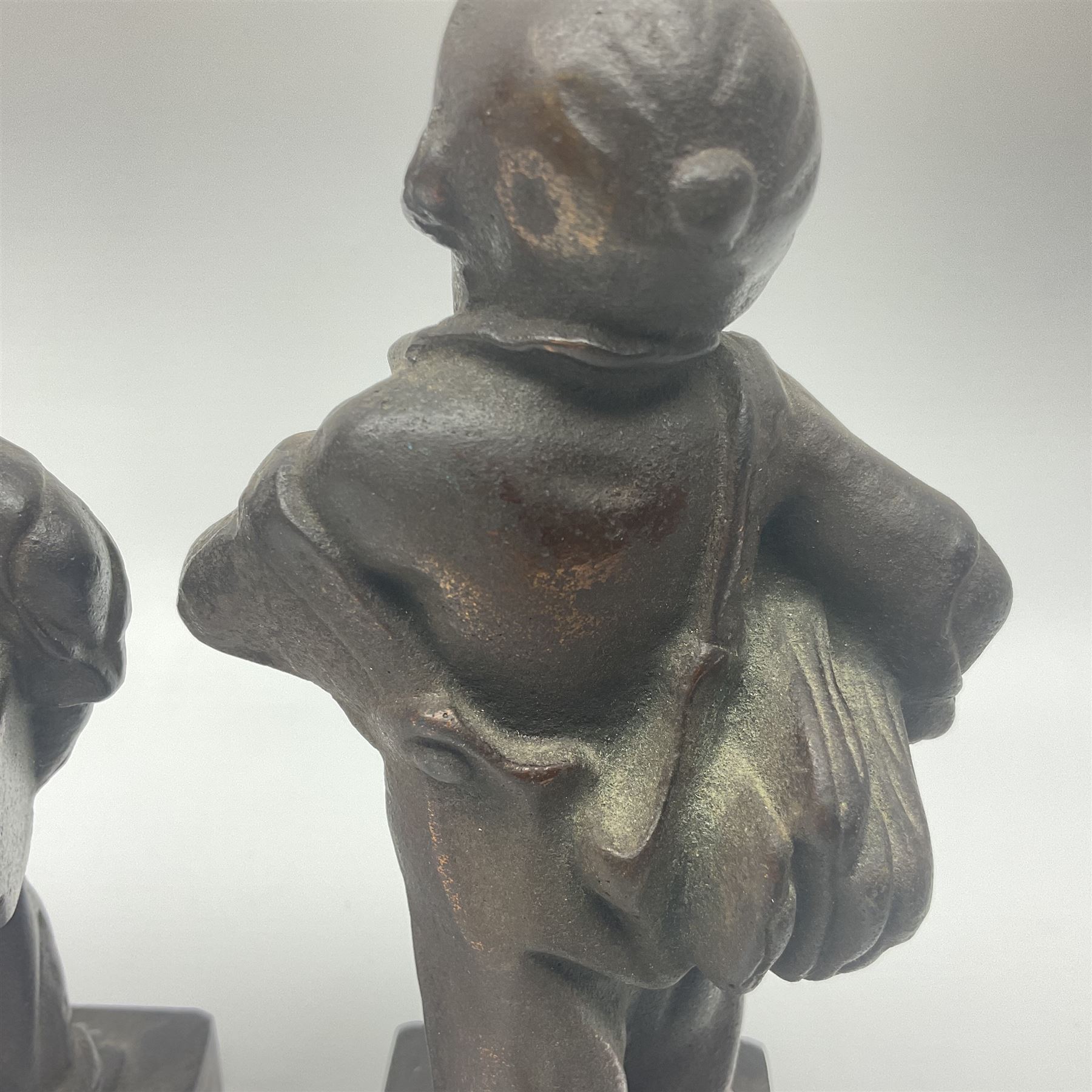 Pair of cast iron Qualcast advertising figures of news boys marked 'Speshul',  H18cm