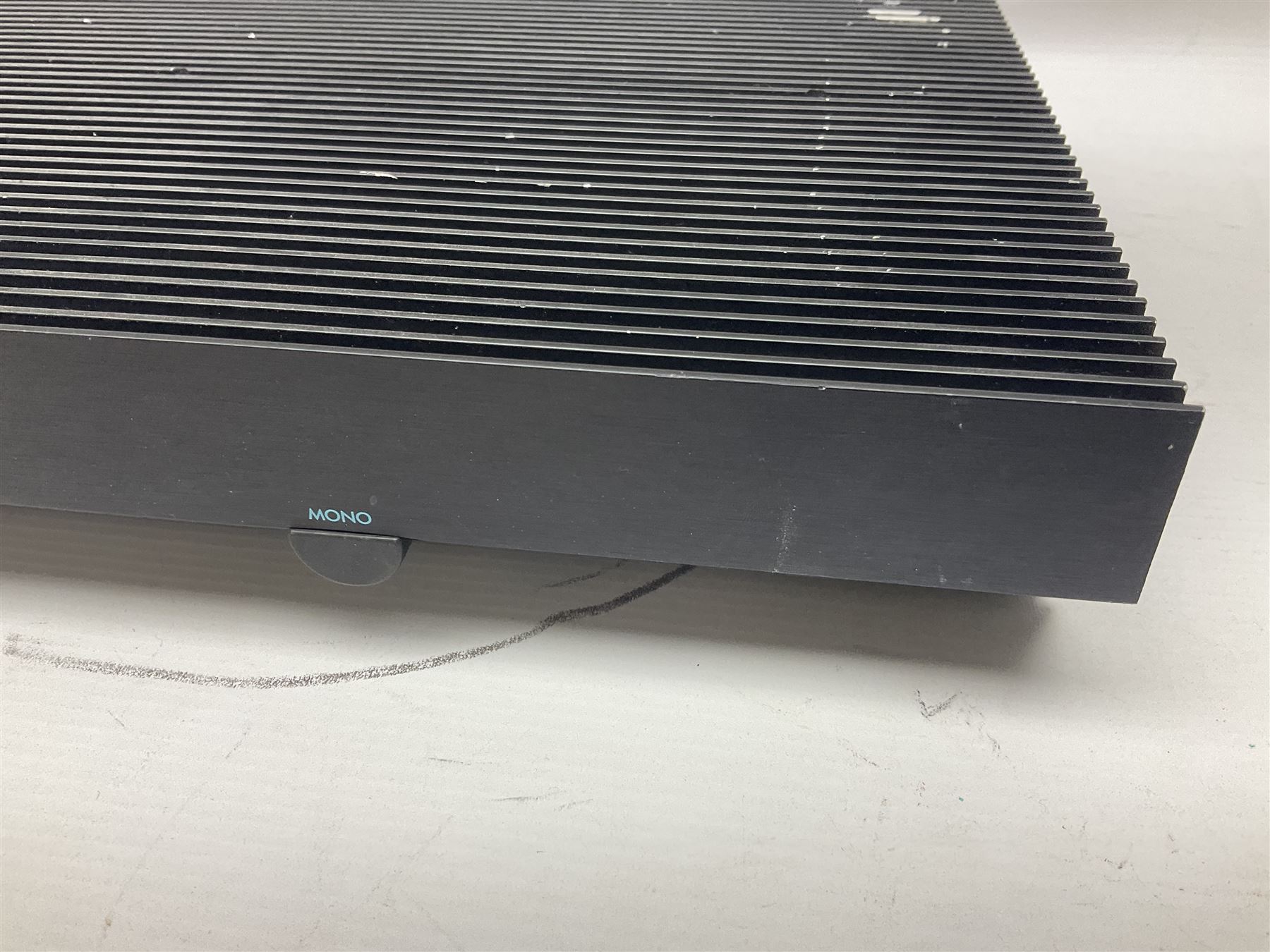  Musical Fidelity P140 power amp