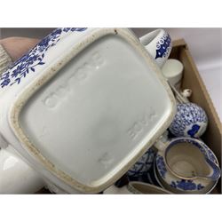 Wedgwood jasperware trinket box, commemorative ware, blue and white ceramics and a collection of other ceramics and collectables in five boxes