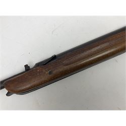 BSA .22 cal. air rifle with top loading under-lever action, serial no.G28864, L113.5cm overall NB: AGE RESTRICTIONS APPLY TO THE PURCHASE OF AIR WEAPONS.