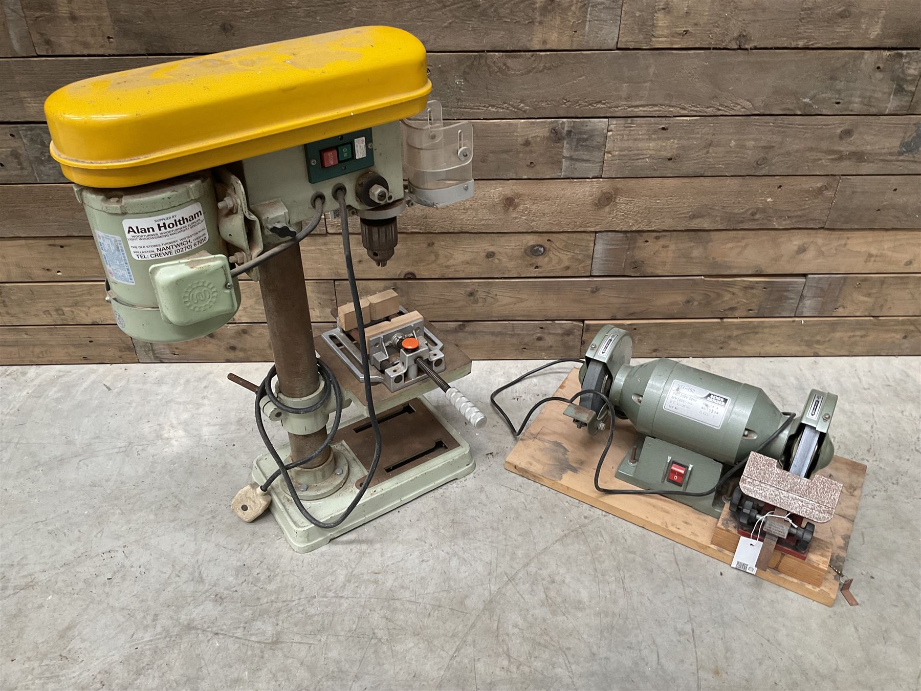 Warcraft Hobby drill bench pillar drill, and a bench grinder